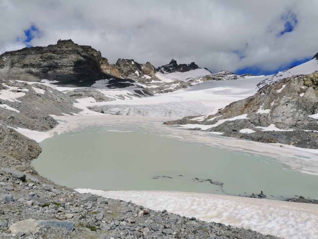 Lac glaciaire du Grand Méant