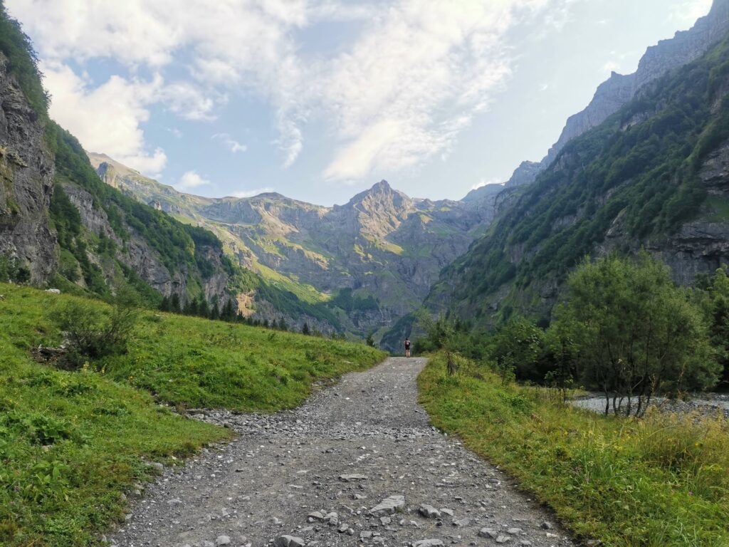 De Samoëns au Cirque du Fer à cheval