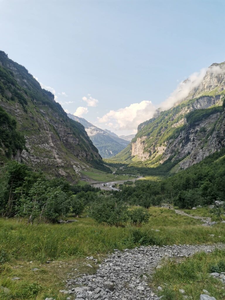 De Samoëns au Cirque du Fer à cheval