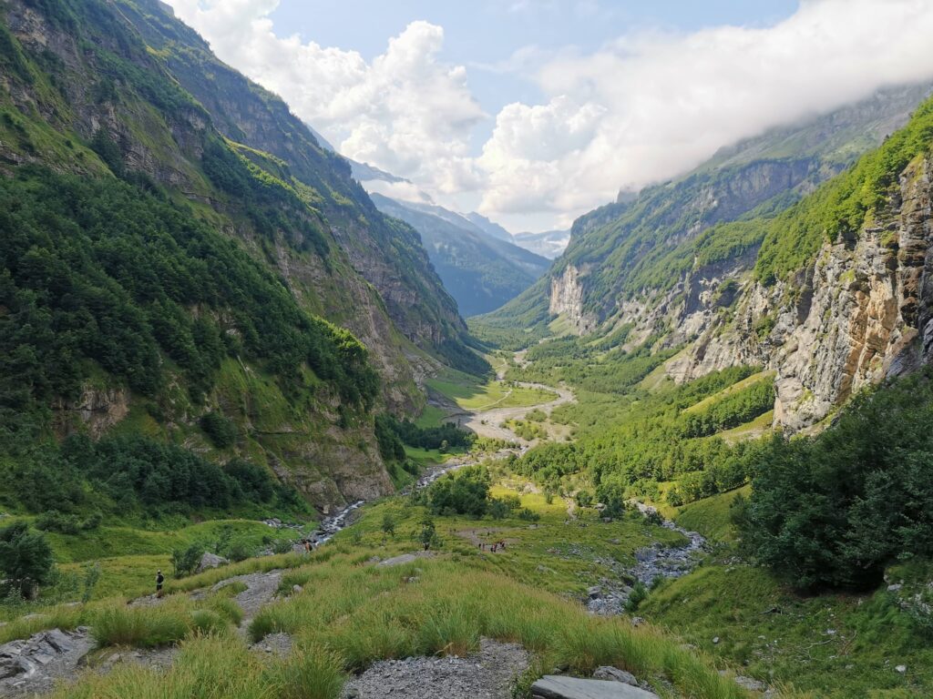 De Samoëns au Cirque du Fer à cheval
