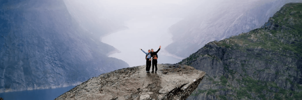 Nous à Trolltunga, Norvège