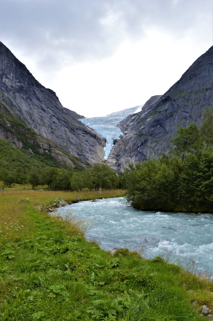 Briksdalsbreen, glacier