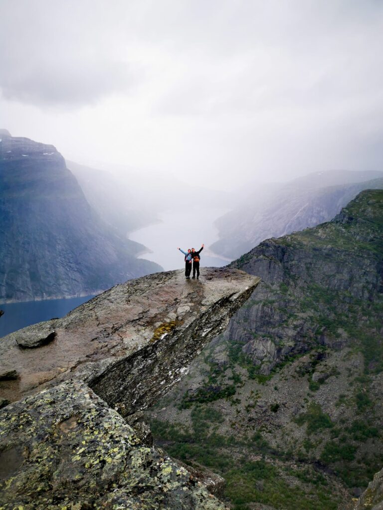 Nous, sur la Trolltunga