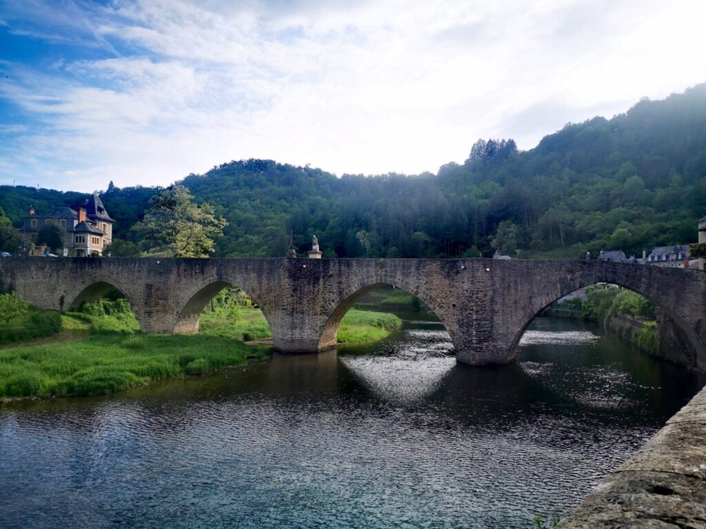 Le village d'Estaing