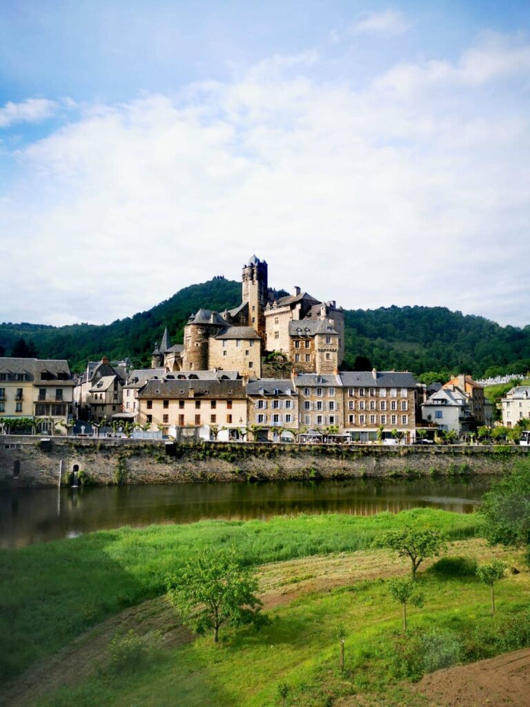 Le village d'Estaing